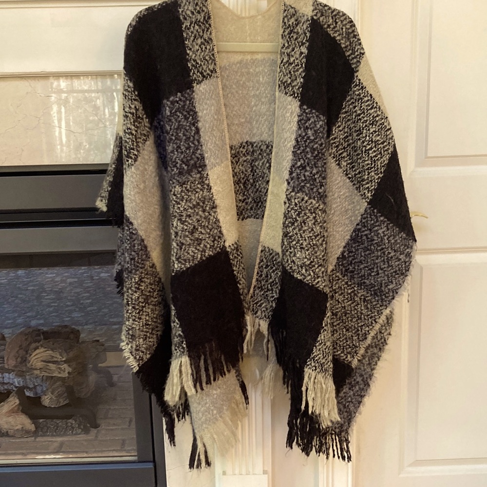 Blanket Wrap-Super Soft-Black Gray Ivory